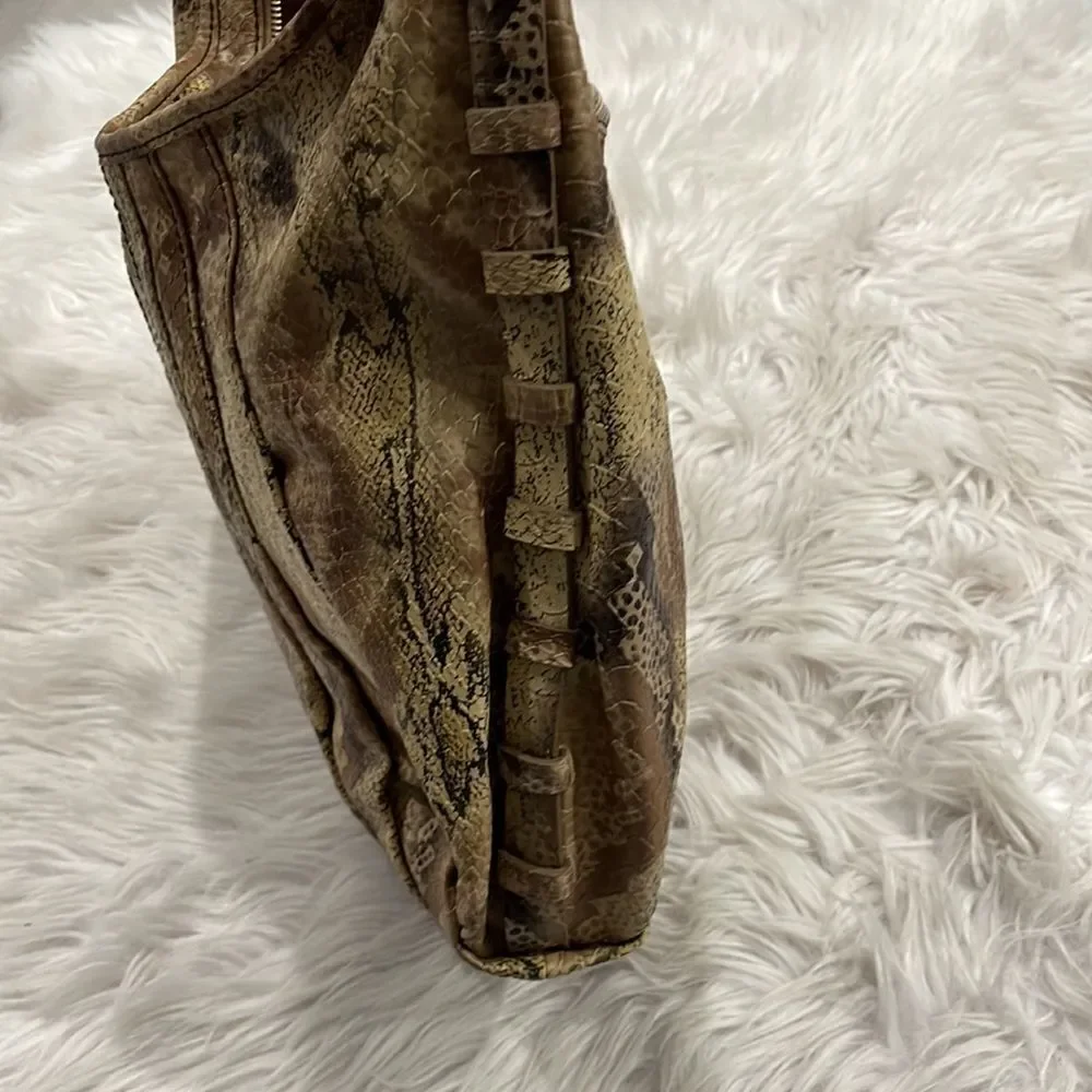 𝅺Jessica Simpson Faux Leather Reptile Print Hobo Bag